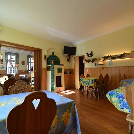 Heritage Riverside Stay, Cleaning Included Tatil Evi Ürzig